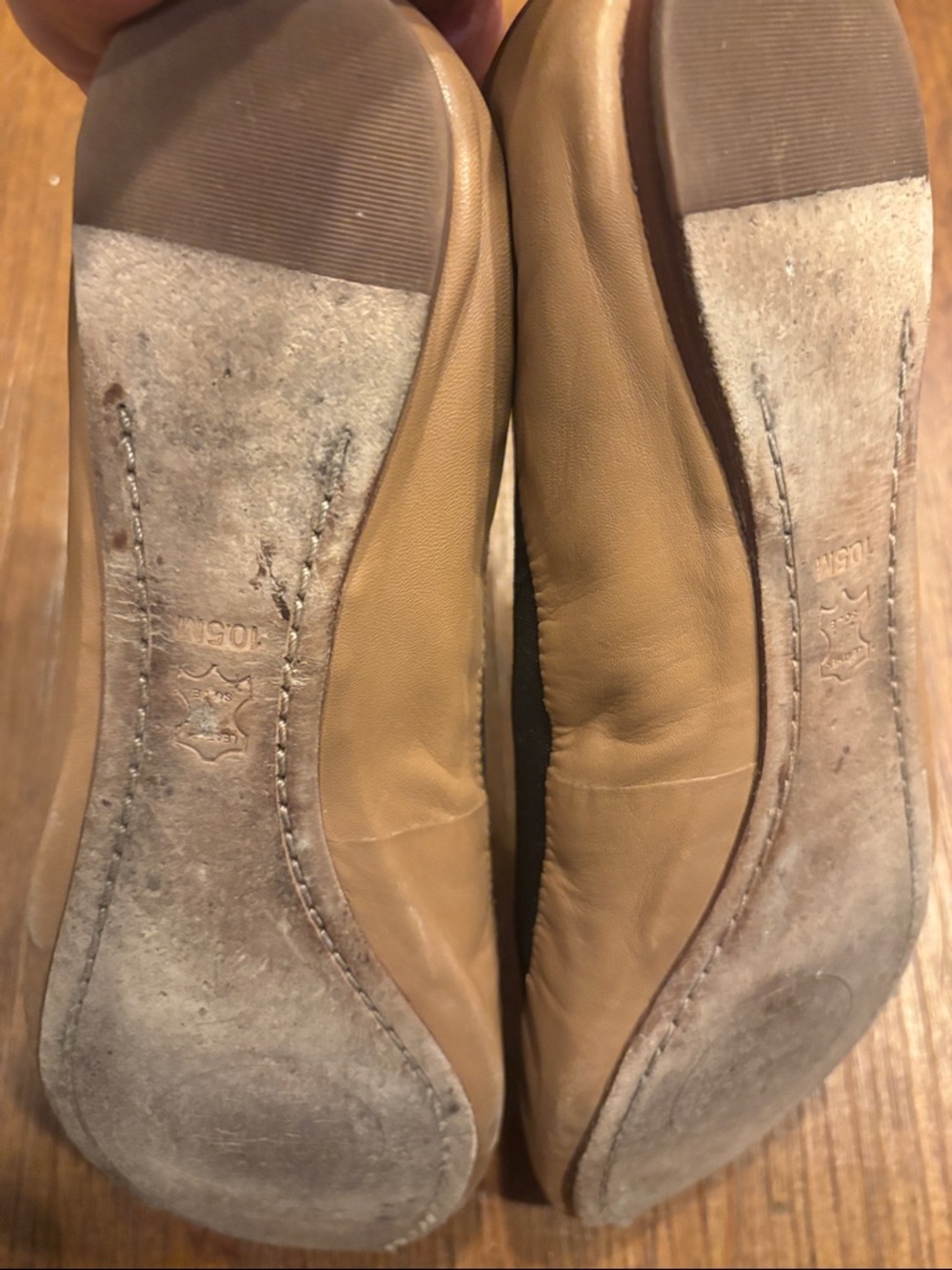 Tory Burch Beige Tan Leather Logo Ballet Flats - Picture 3 of 3